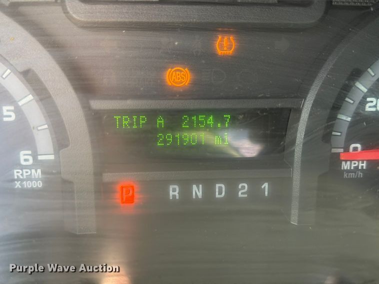 image for item DU8035 2011 Ford E350 van