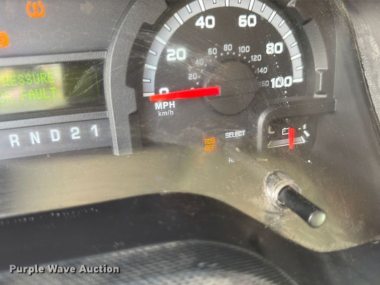 image for item DU8035 2011 Ford E350 van