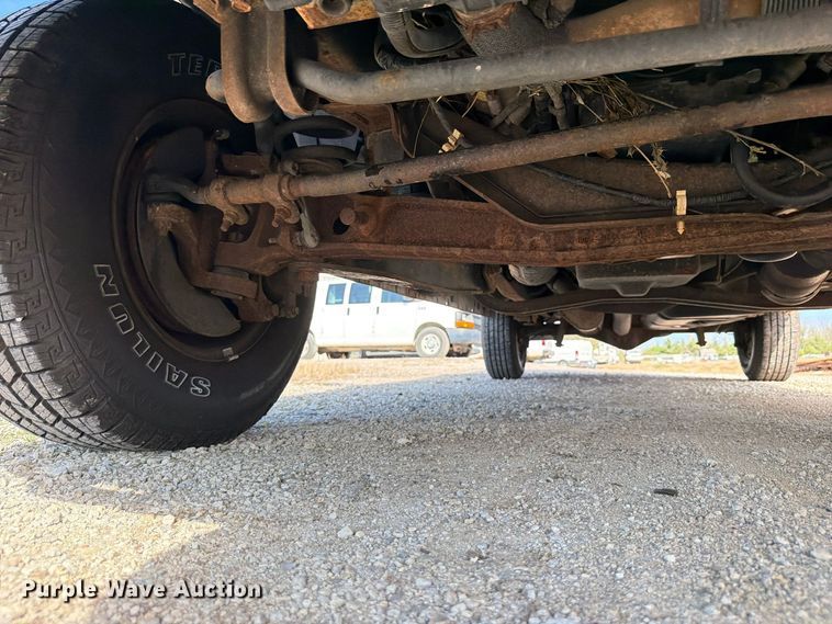 image for item DU8035 2011 Ford E350 van