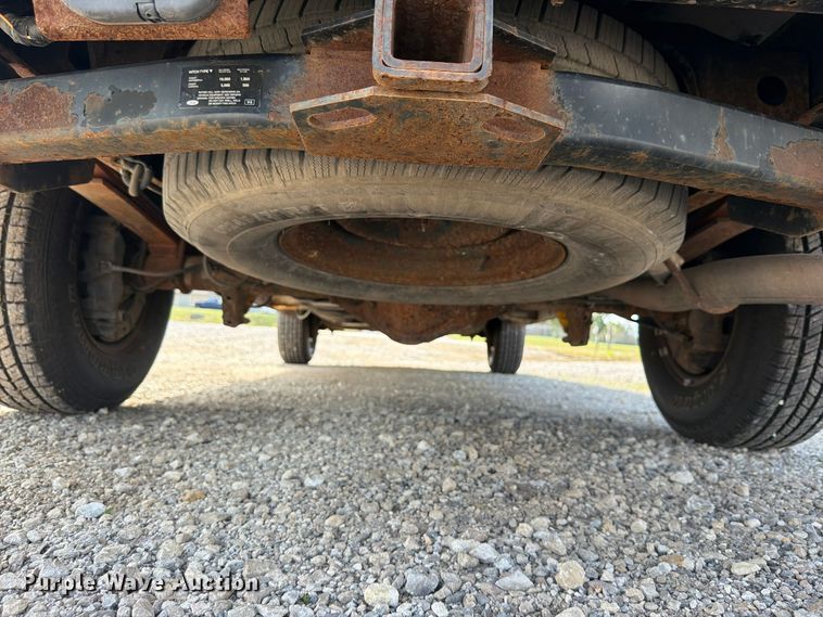 image for item DU8035 2011 Ford E350 van