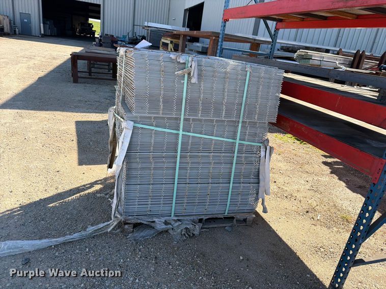 image for item DV2077 Wire mesh panels
