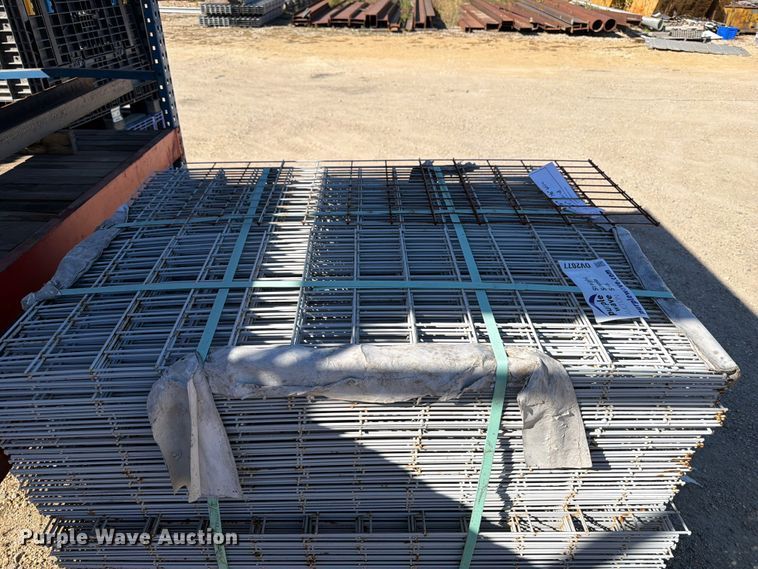 image for item DV2077 Wire mesh panels