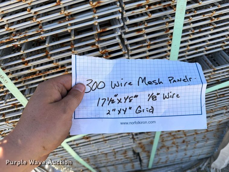 image for item DV2077 Wire mesh panels