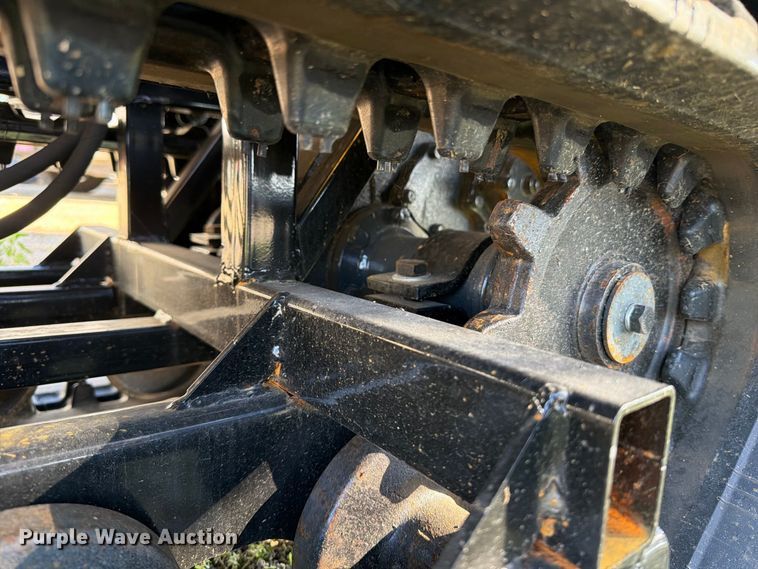 image for item DV2081 2026 CD25 track carrier