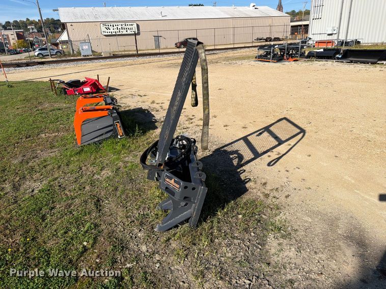 image for item DV2082 2025 LandHonor FW-13-15000G skid steer winch