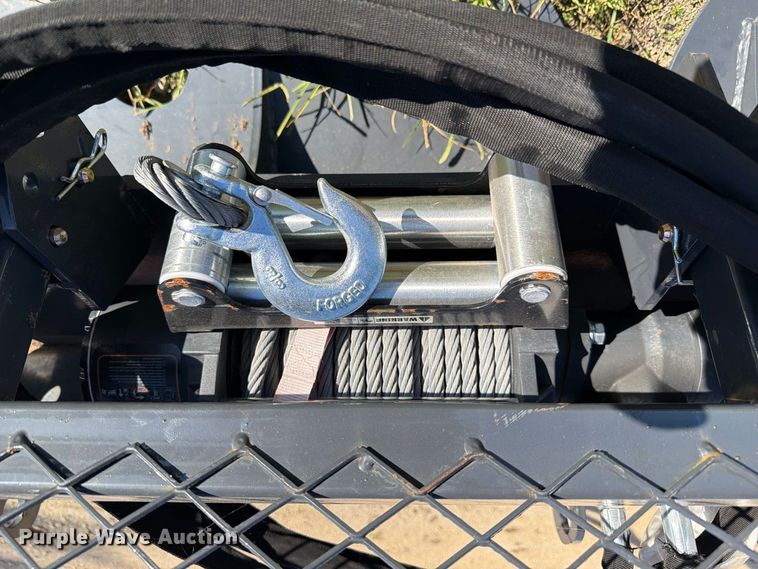 image for item DV2082 2025 LandHonor FW-13-15000G skid steer winch