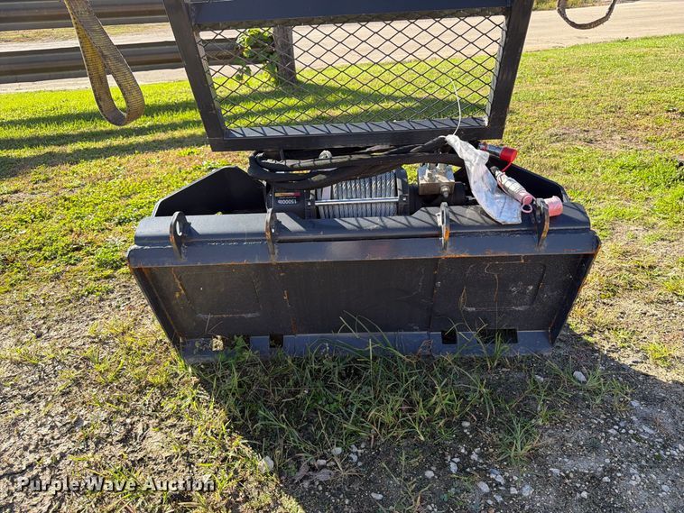 image for item DV2082 2025 LandHonor FW-13-15000G skid steer winch