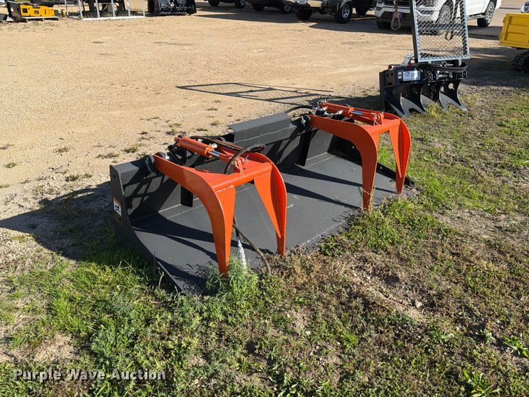 image for item DV2083 Pabreak skid steer grapple bucket