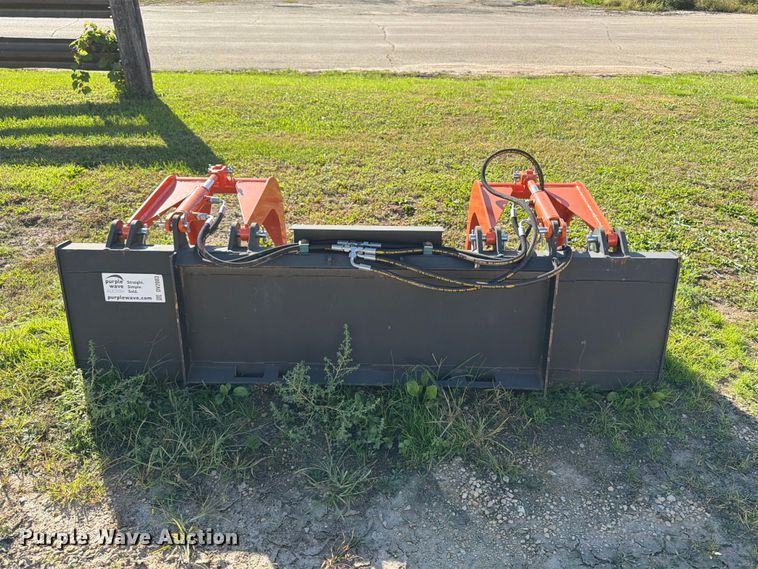 image for item DV2083 Pabreak skid steer grapple bucket