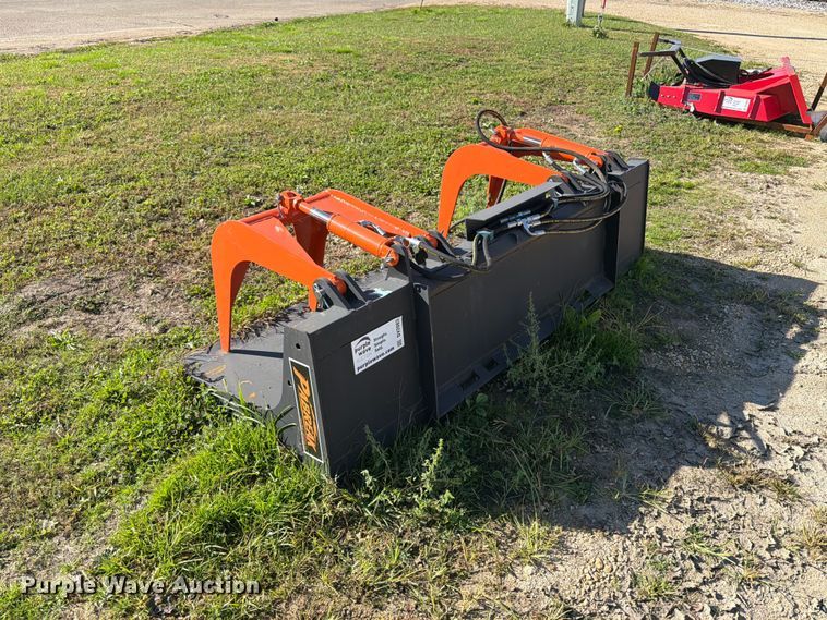 image for item DV2083 Pabreak skid steer grapple bucket