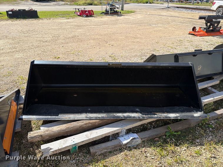 image for item DV2090 Swict USA skid steer bucket
