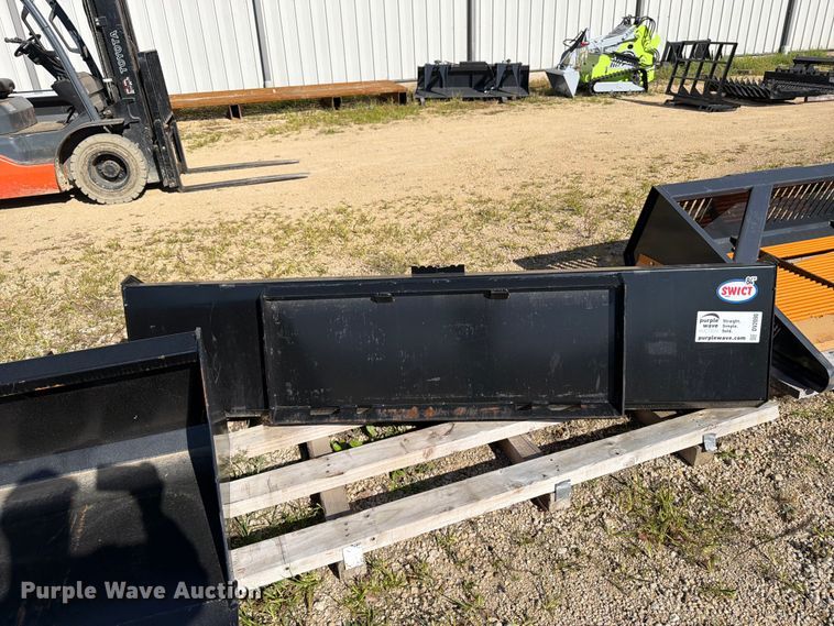 image for item DV2090 Swict USA skid steer bucket