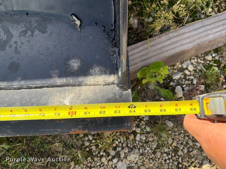 image for item DV2090 Swict USA skid steer bucket