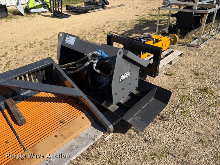 image for item DV2092 Pabreak skid steer vibratory plate compactor