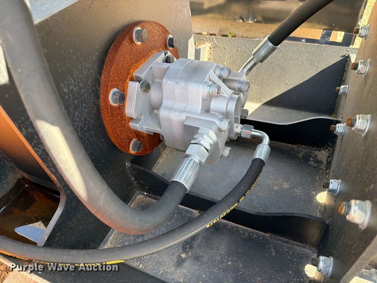 image for item DV2092 Pabreak skid steer vibratory plate compactor