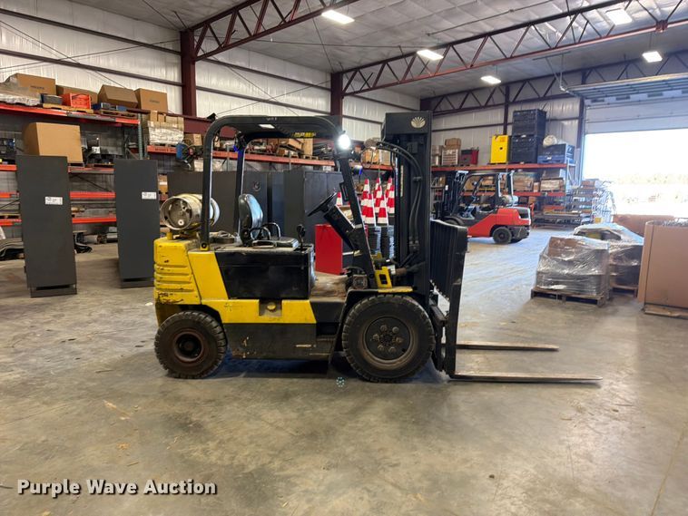 image for item DV2096 1997 Doosan G25S forklift