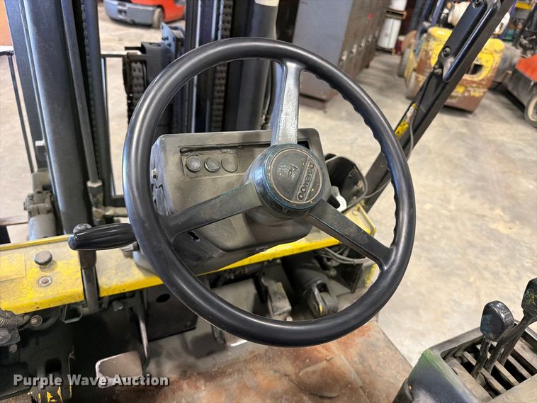 image for item DV2096 1997 Doosan G25S forklift