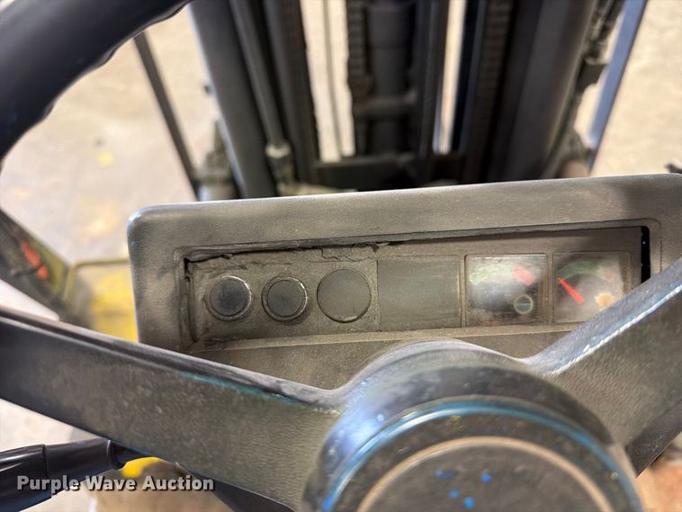 image for item DV2096 1997 Doosan G25S forklift