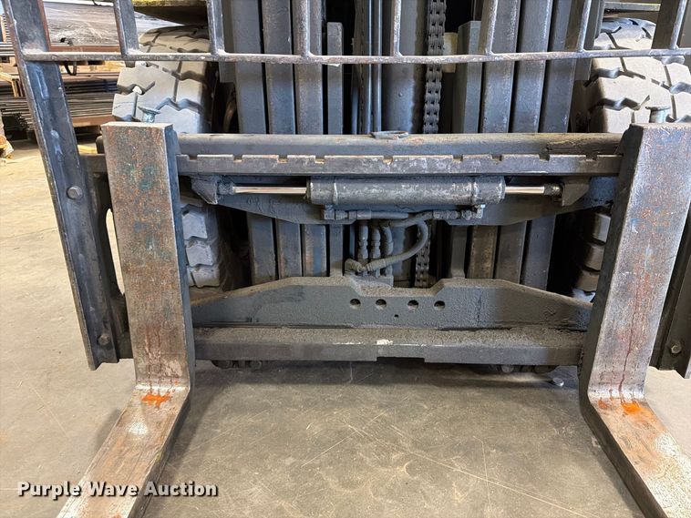 image for item DV2096 1997 Doosan G25S forklift