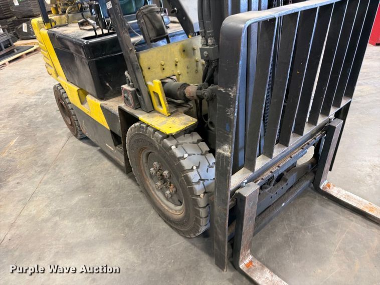 image for item DV2096 1997 Doosan G25S forklift