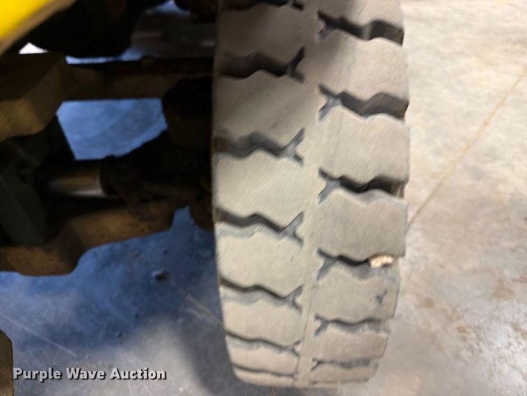 image for item DV2096 1997 Doosan G25S forklift