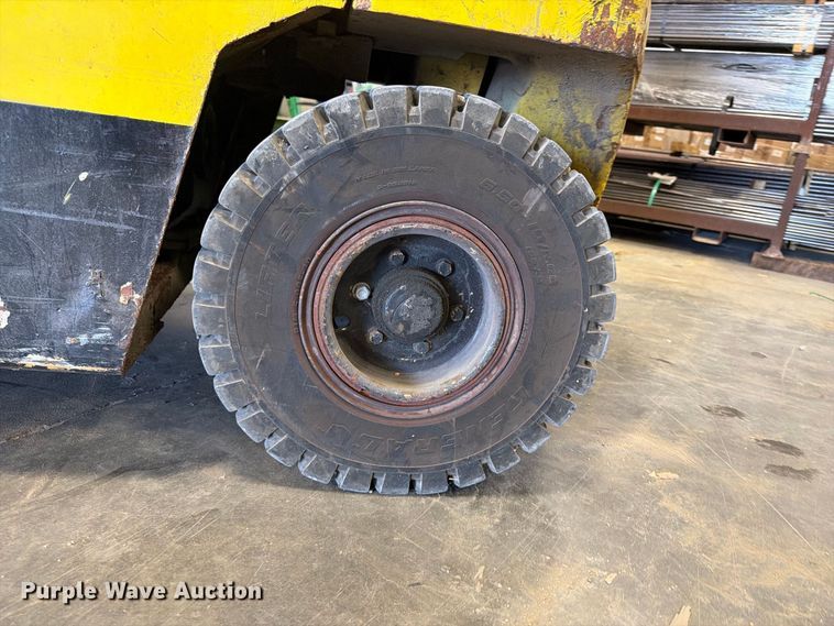 image for item DV2096 1997 Doosan G25S forklift