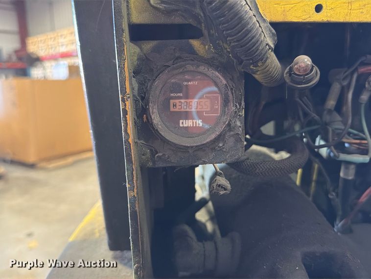image for item DV2096 1997 Doosan G25S forklift