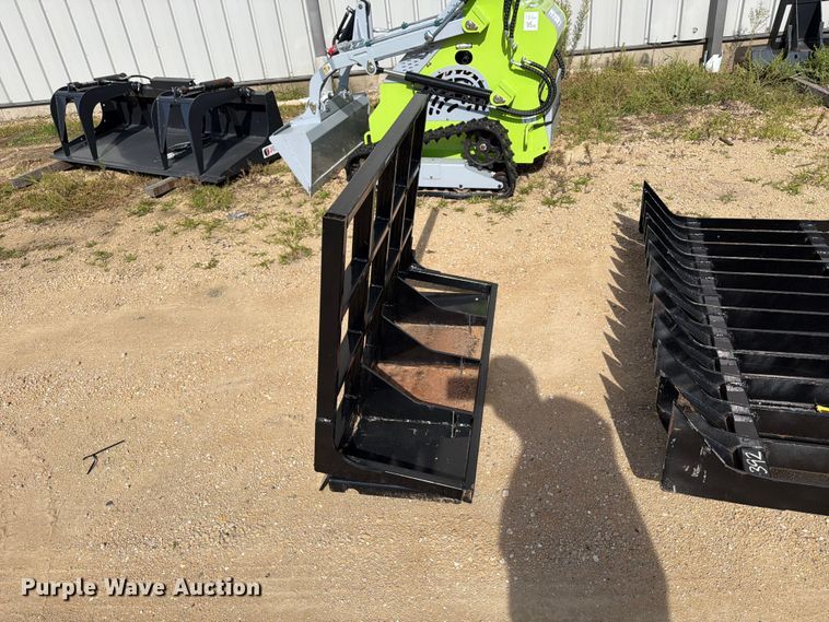 image for item DV2097 Skid steer attachments