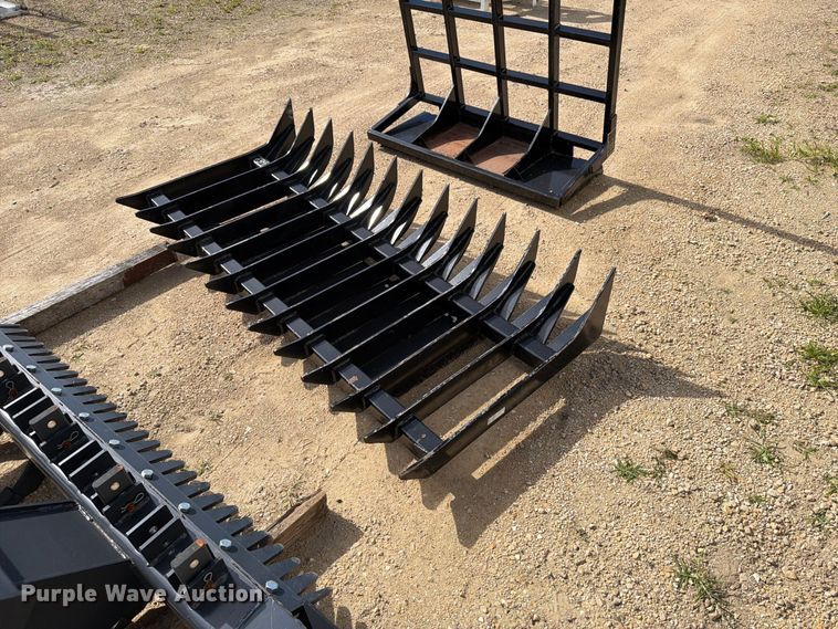 image for item DV2097 Skid steer attachments