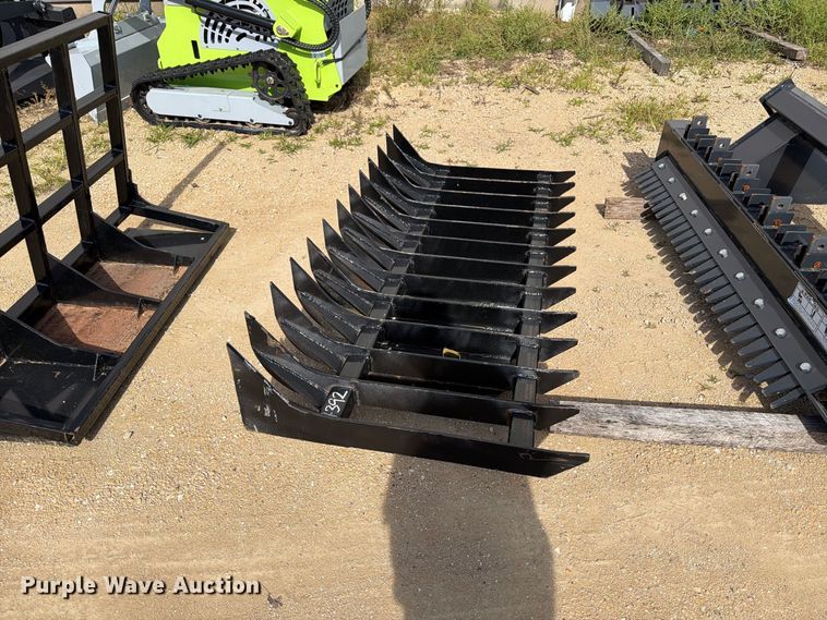 image for item DV2097 Skid steer attachments