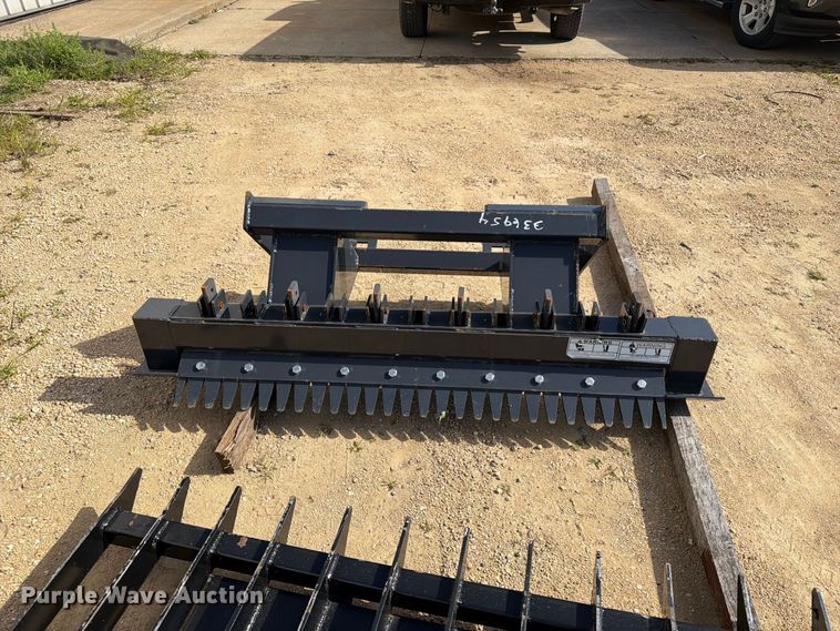 image for item DV2097 Skid steer attachments