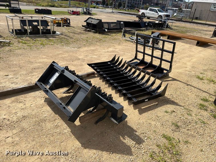 image for item DV2097 Skid steer attachments