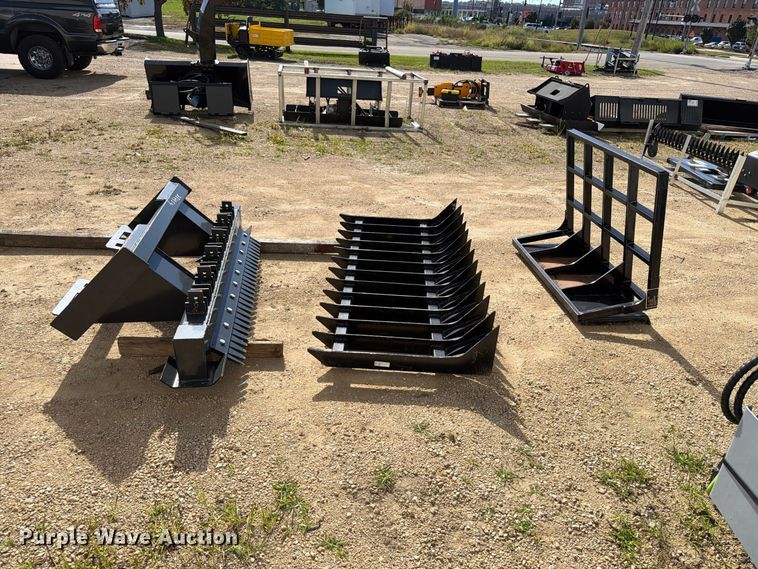 image for item DV2097 Skid steer attachments