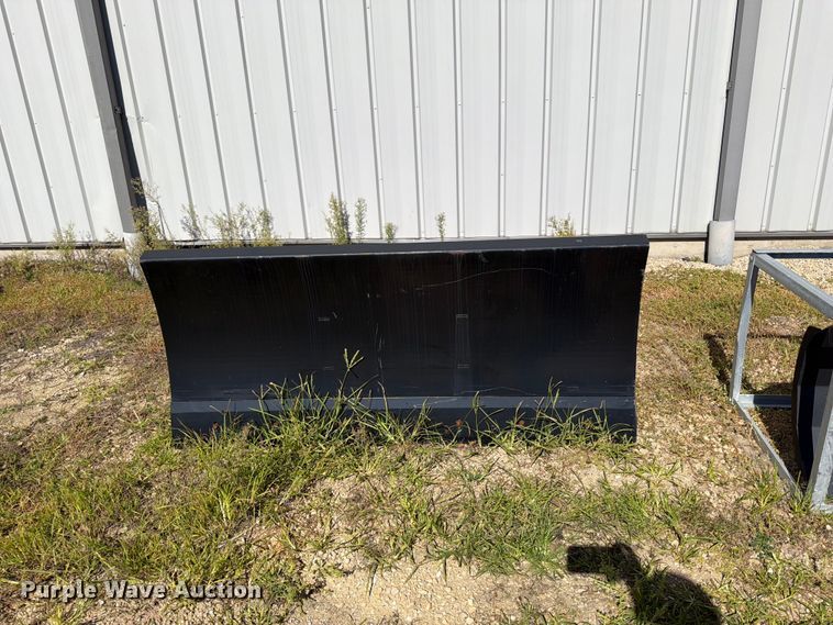 image for item DV2102 Skid steer snow pusher