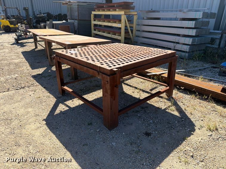 image for item DV2116 Fabrication table