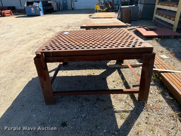 image for item DV2116 Fabrication table