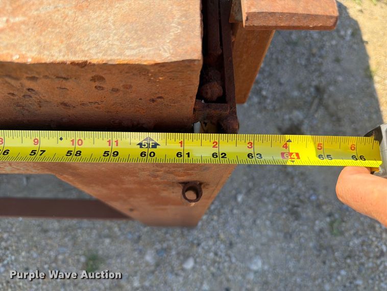 image for item DV2116 Fabrication table