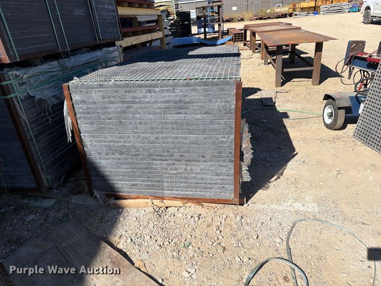 image for item DV2119 McNichols Fiberglass grating