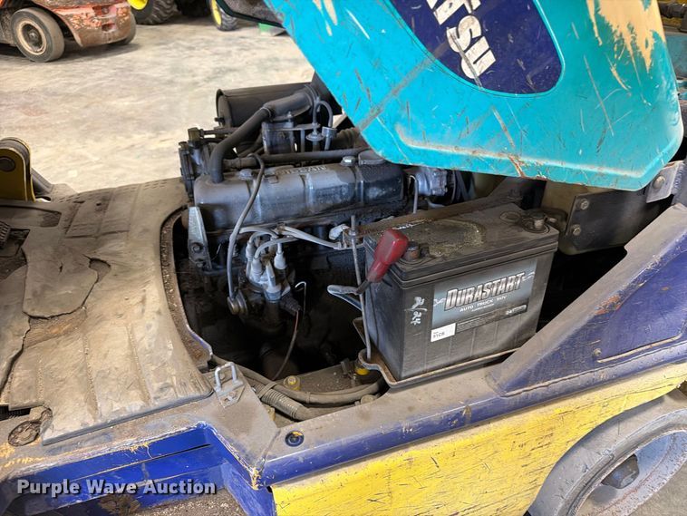 image for item DV2127 Komatsu FG25ST-12 forklift