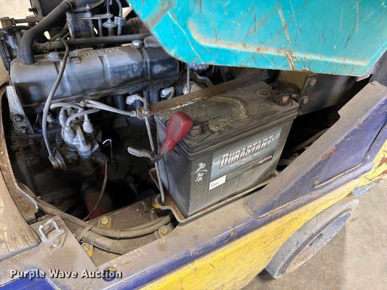image for item DV2127 Komatsu FG25ST-12 forklift