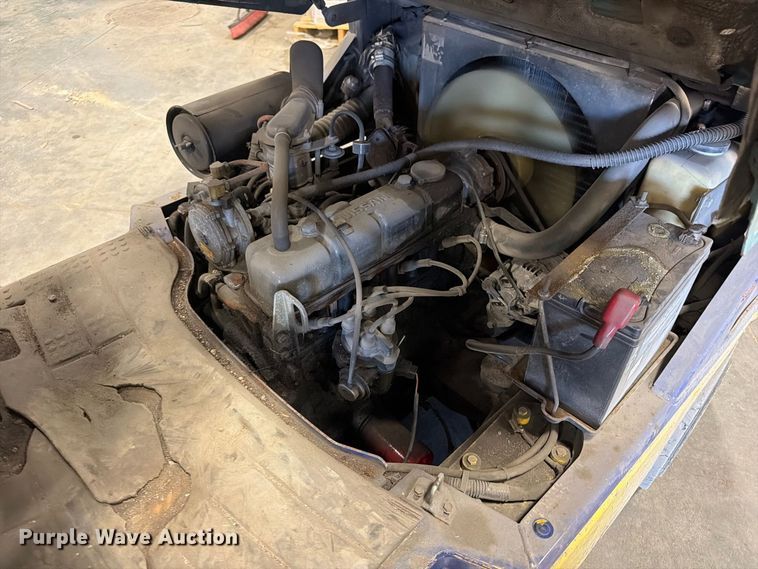 image for item DV2127 Komatsu FG25ST-12 forklift