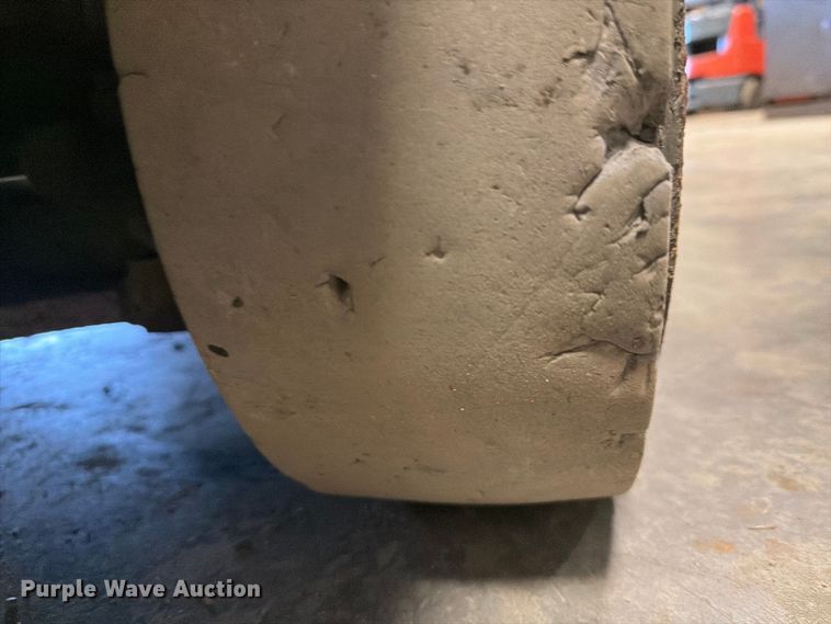 image for item DV2127 Komatsu FG25ST-12 forklift