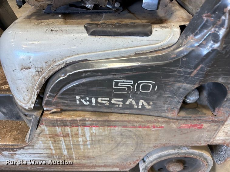 image for item DV2128 2004 Nissan MCPLO2A25JV forklift
