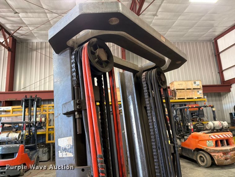 image for item DV2128 2004 Nissan MCPLO2A25JV forklift
