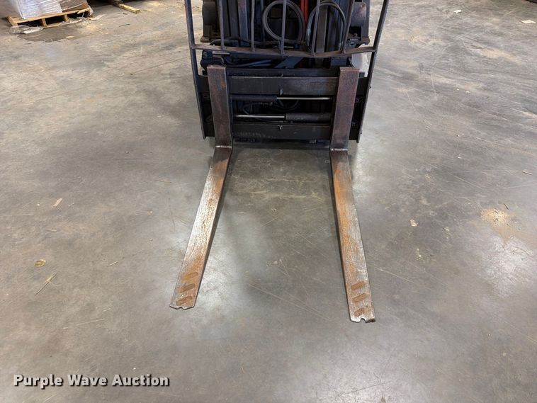 image for item DV2128 2004 Nissan MCPLO2A25JV forklift