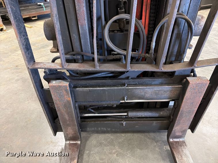 image for item DV2128 2004 Nissan MCPLO2A25JV forklift