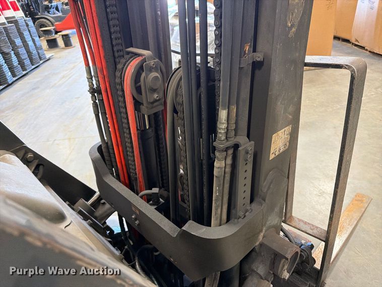 image for item DV2128 2004 Nissan MCPLO2A25JV forklift