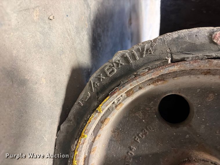 image for item DV2128 2004 Nissan MCPLO2A25JV forklift