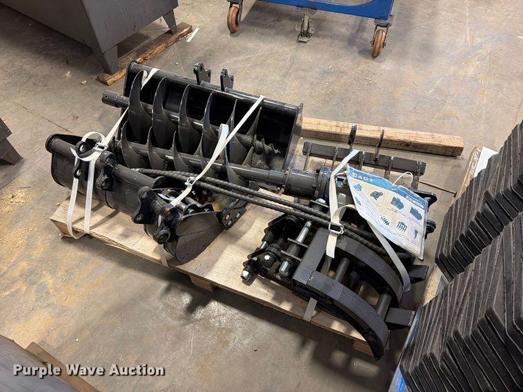 image for item DV2130 Mini excavator attachments