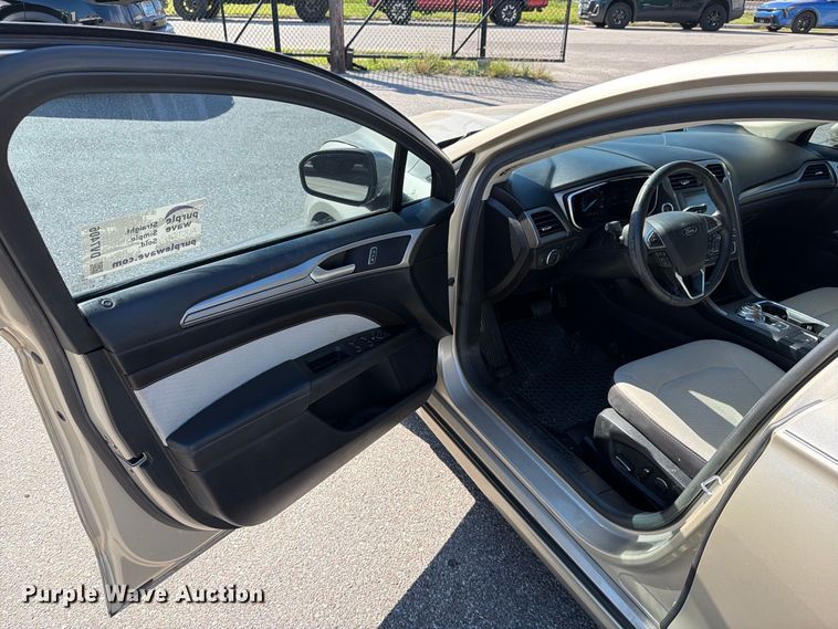 image for item DV7406 2019 Ford Fusion 